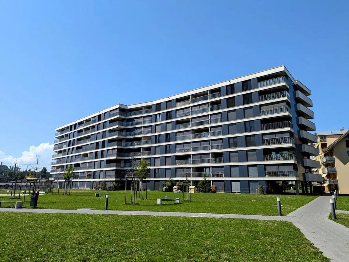 Vous cherchez un appartement moderne près des carrefours ? - Photo 1 sur 7