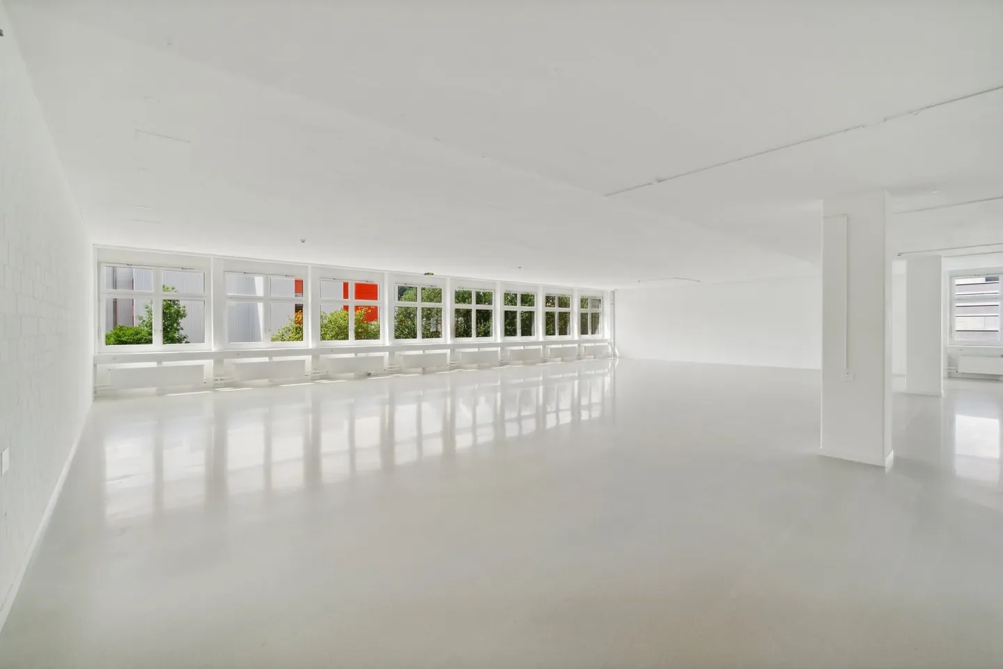 365 m2 di spazi commerciali con montacarichi e capacità di carico di 1.300 kg/m² - Foto 7 di 11