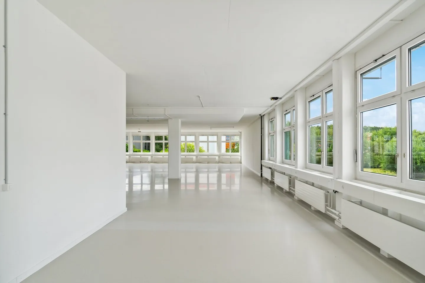 365 m2 di spazi commerciali con montacarichi e capacità di carico di 1.300 kg/m² - Foto 8 di 11