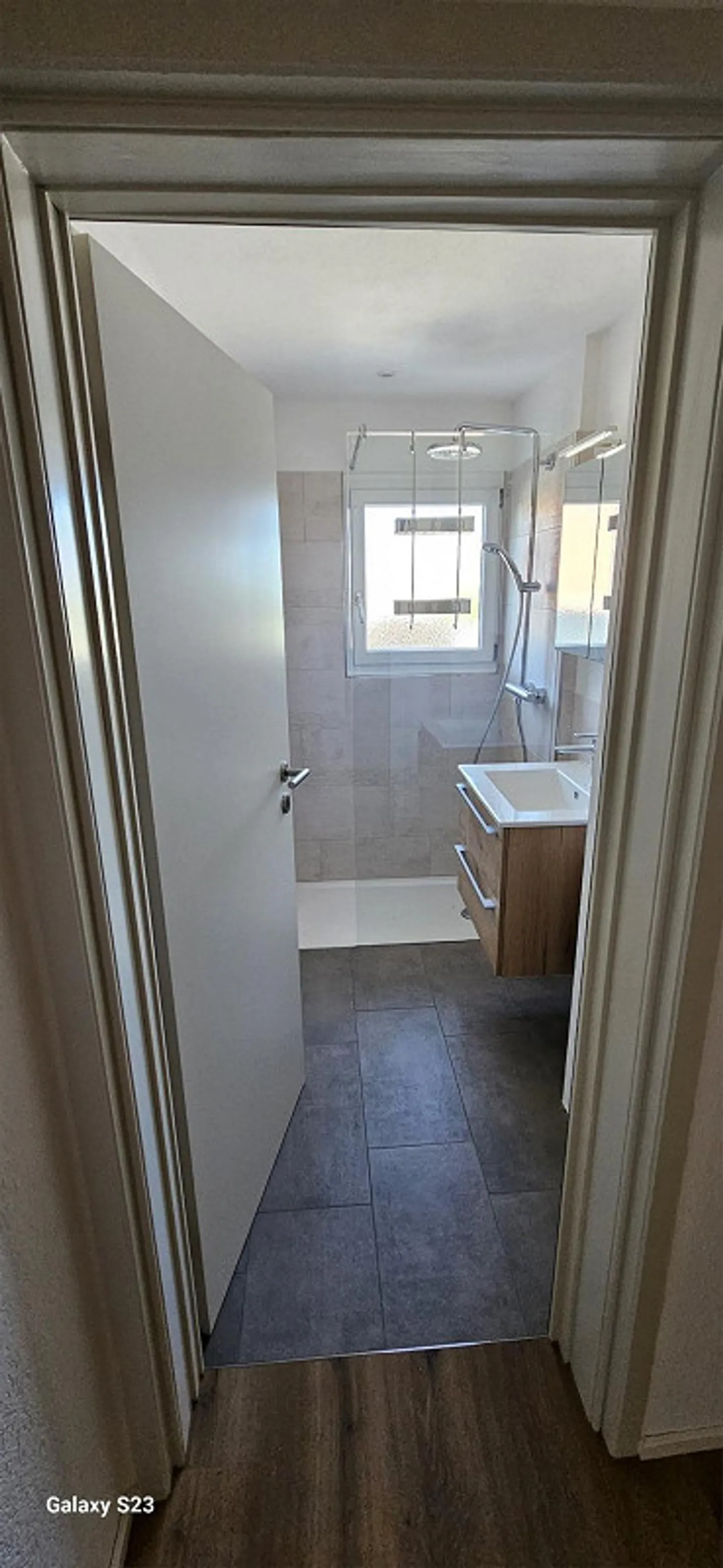 3.5 Room Apartment - Photo 6 of 9