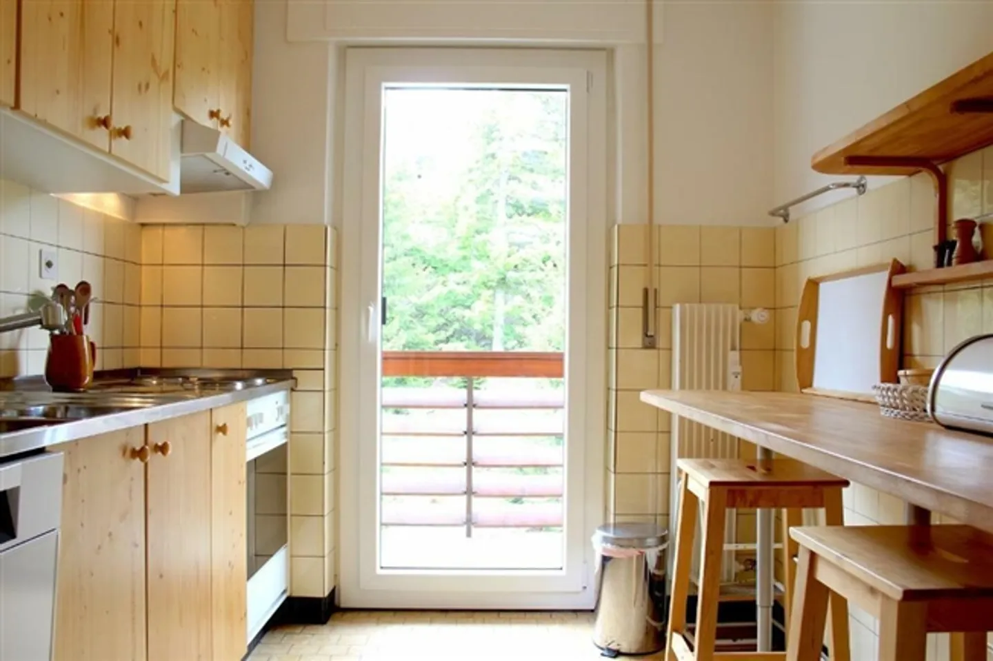 LOC 117 - RAINBOW A - Photo 5 of 16