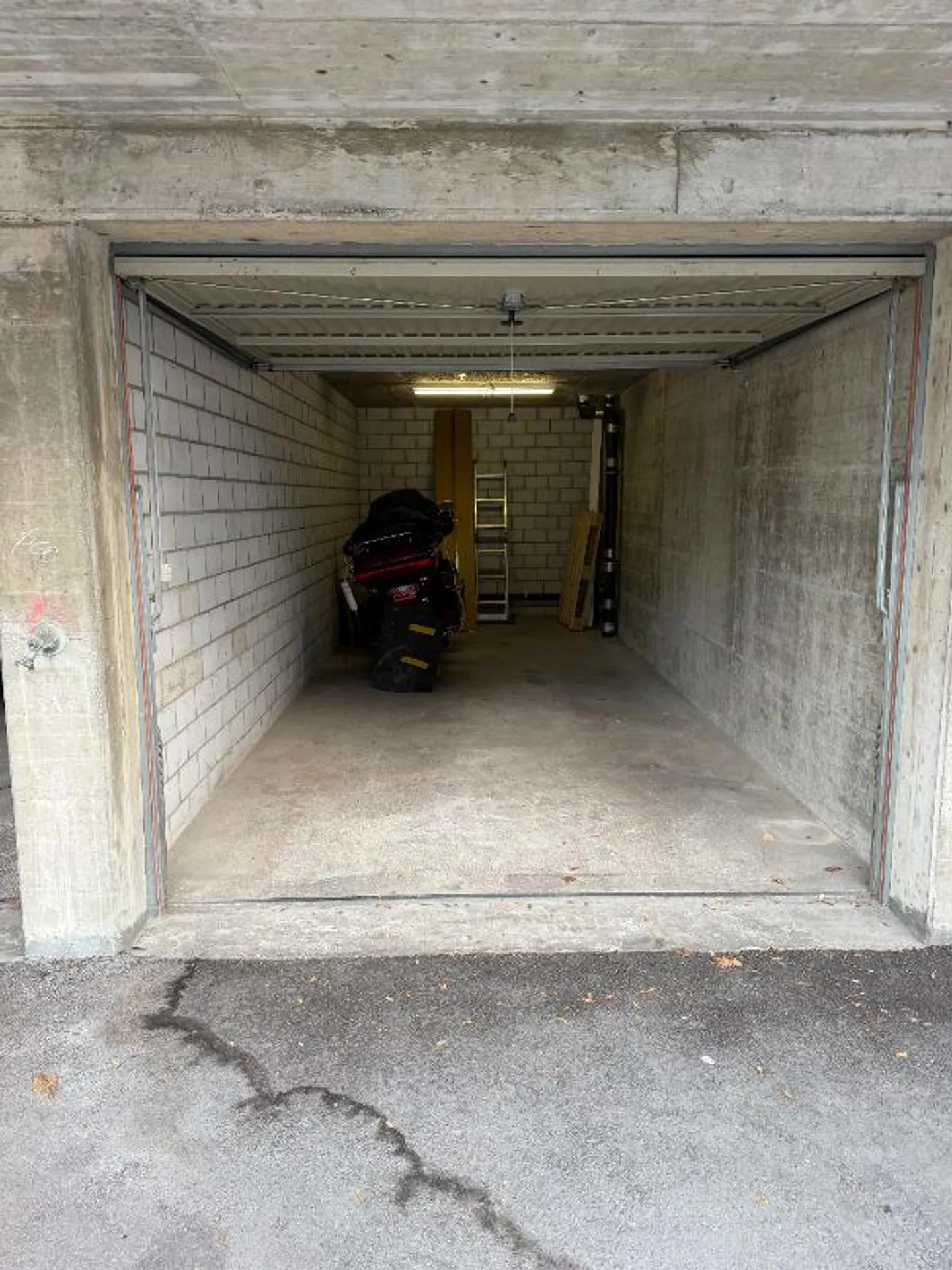 «Einzelgarage» - Foto 1 von 2