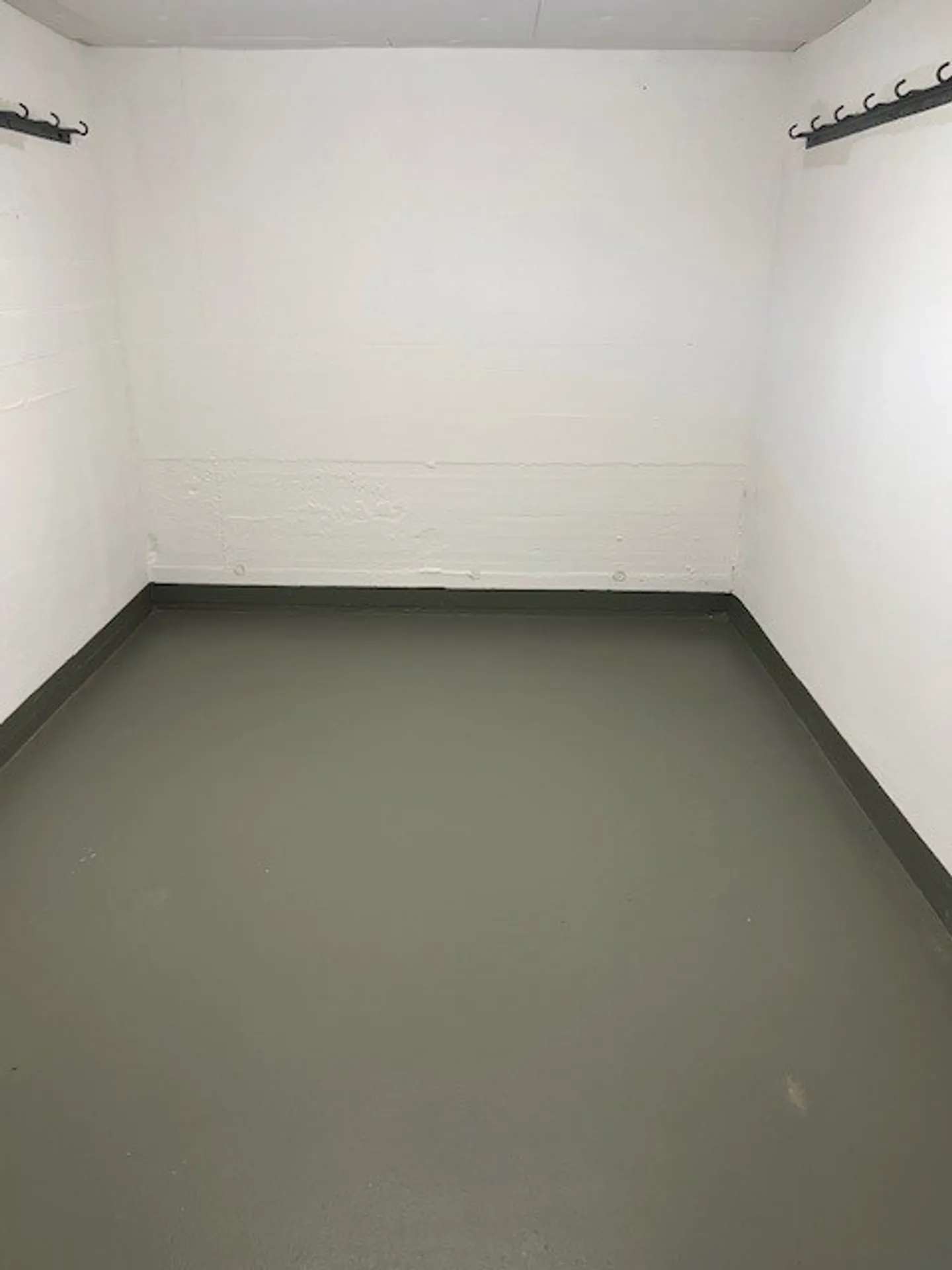 HOBBY ROOM IN HIRZBRUNNEN DISTRICT - Photo 3 of 3