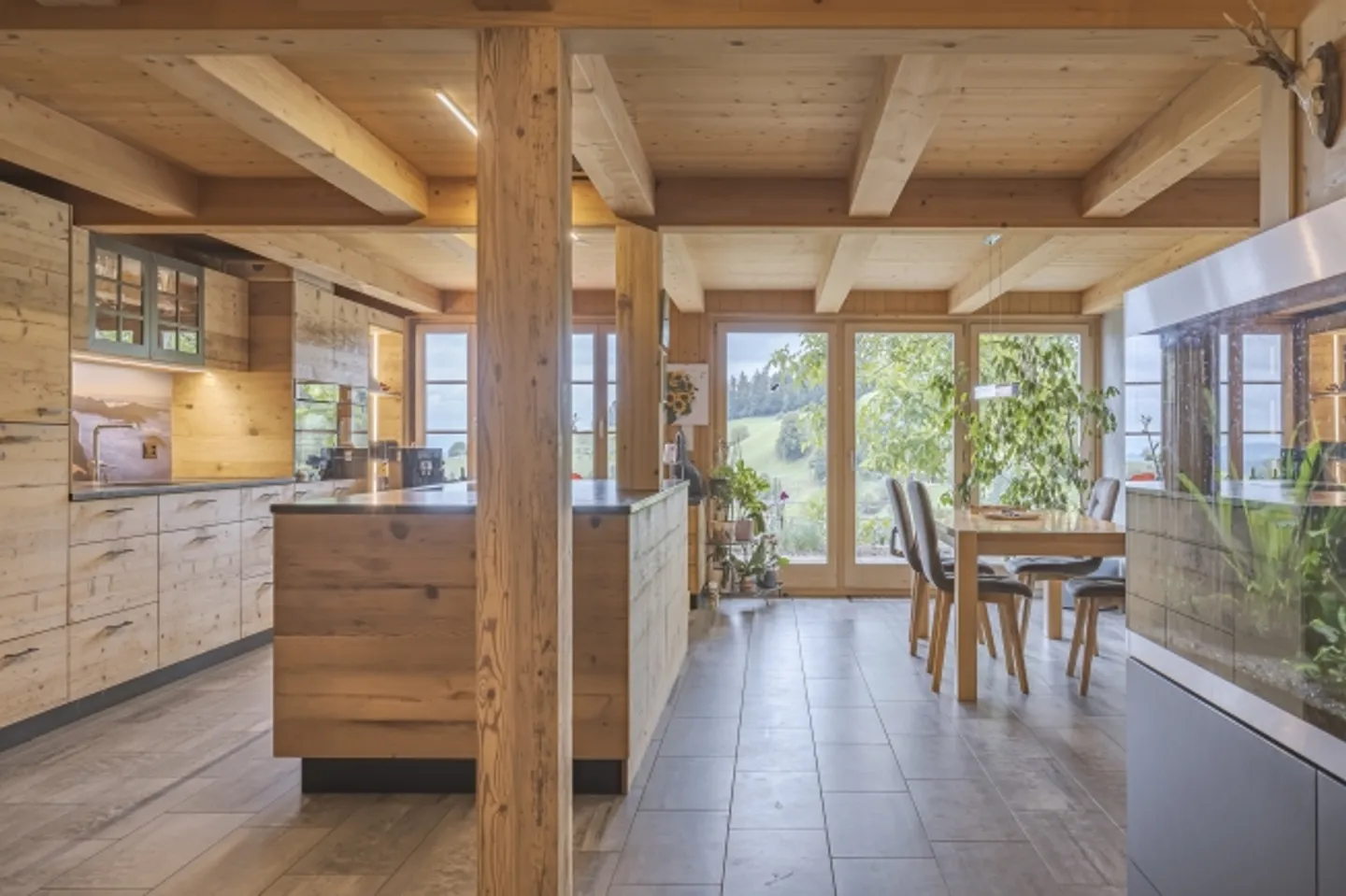OASI QUASI NUOVA DI CALMA E FORZA SU 7'420 M² - Foto 7 di 8