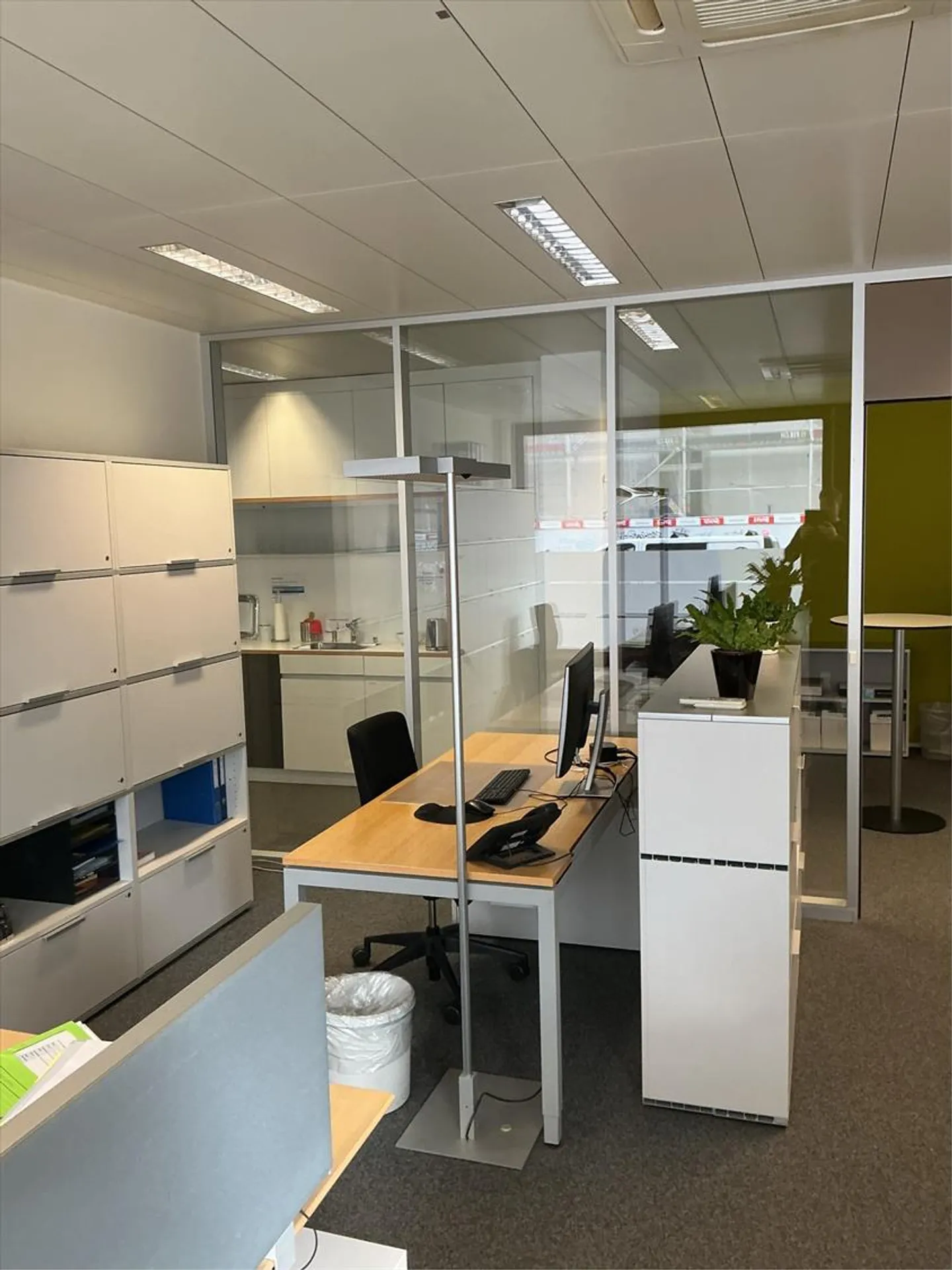 Zentrale Lage, perfekter Anschluss: Bürofläche in Zürich Kreis 5 - Foto 3 von 6