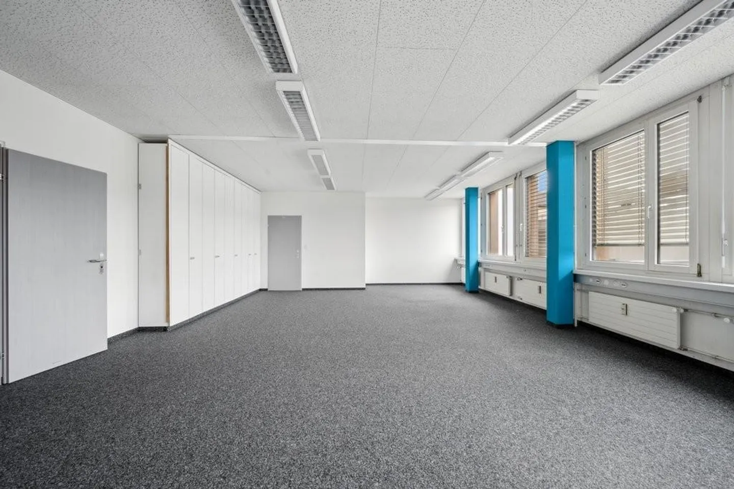 Spazio ufficio flessibile in posizione centrale - Foto 3 di 6