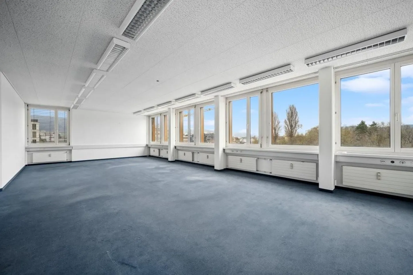 Spazio ufficio flessibile in posizione centrale - Foto 4 di 6