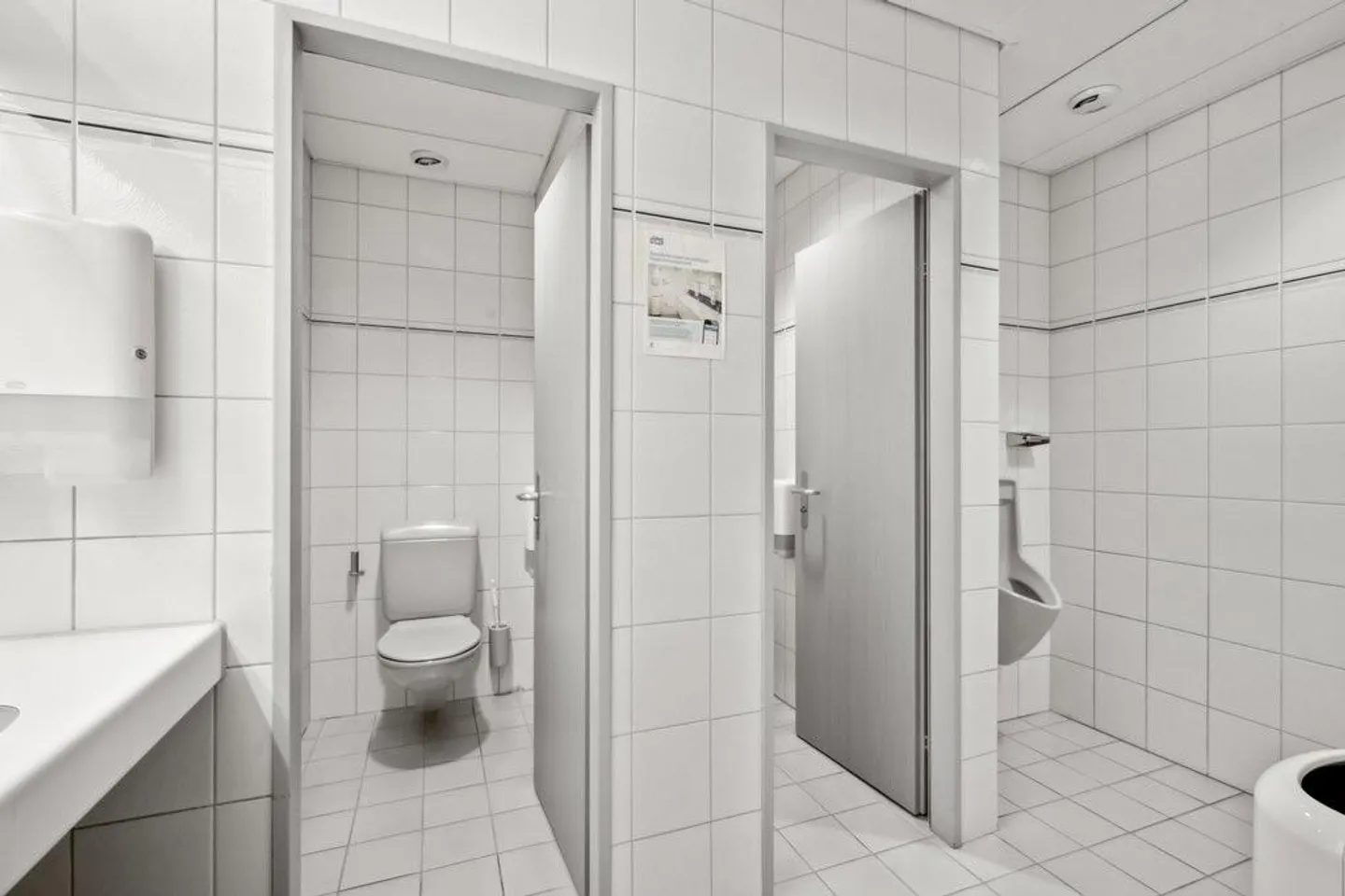 Spazio ufficio flessibile in posizione centrale - Foto 6 di 6