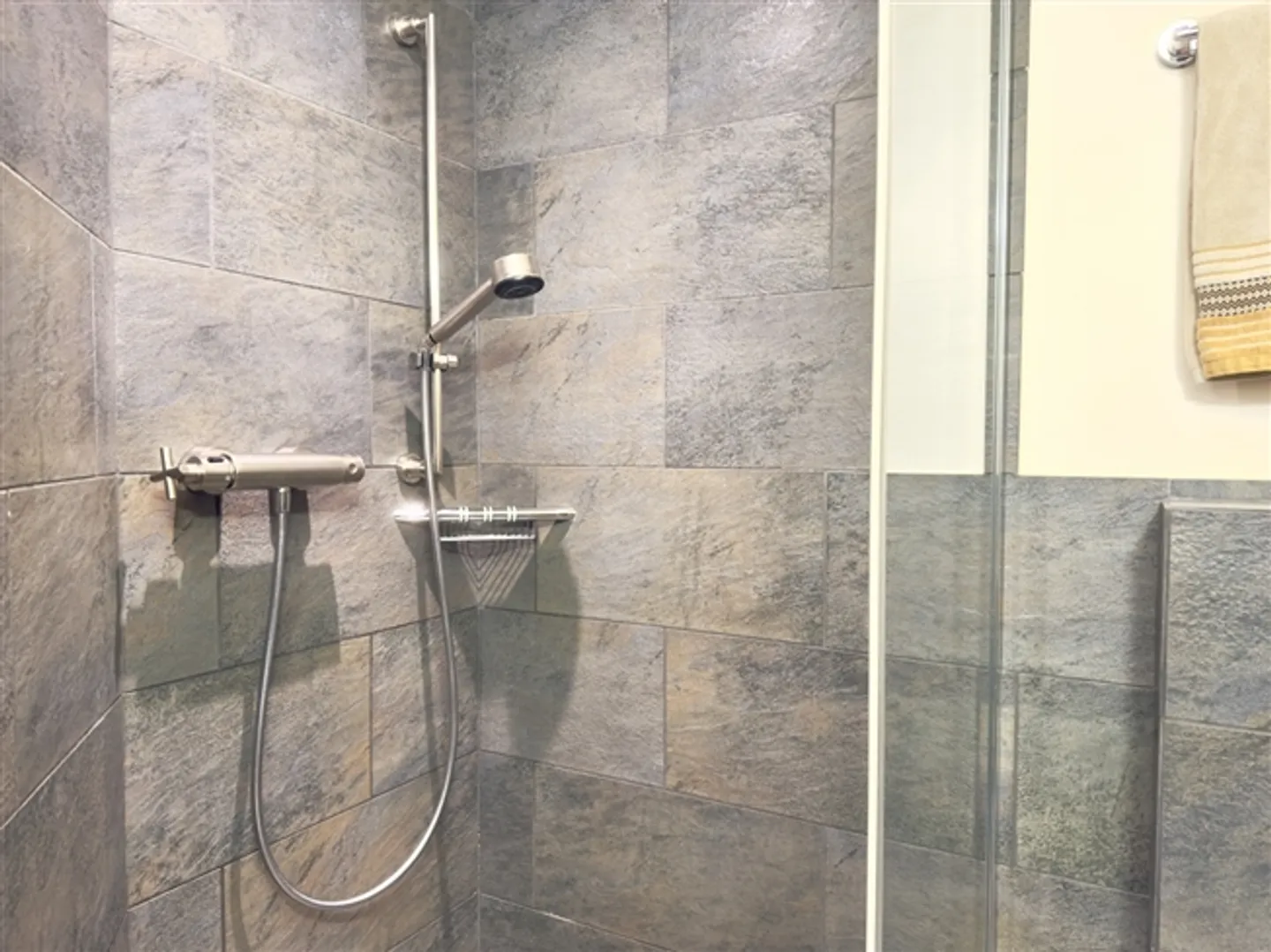 2 Room apartment - Photo 11 of 14