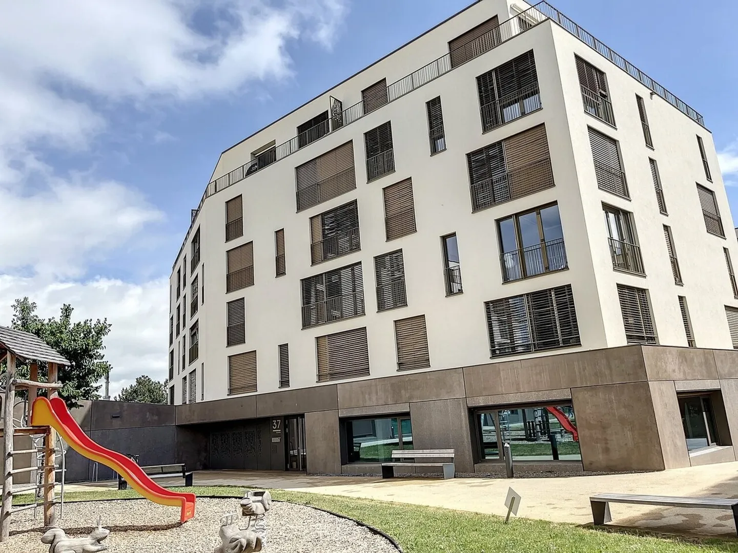 Appartement Charmant à Bulle - Photo 1 sur 2