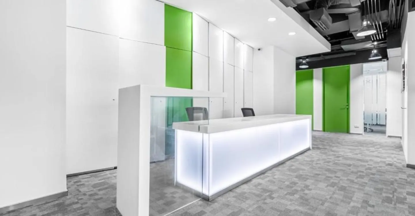 Bureau privé pour 5 personnes à Regus Spoom Kriens - Photo 2 sur 5