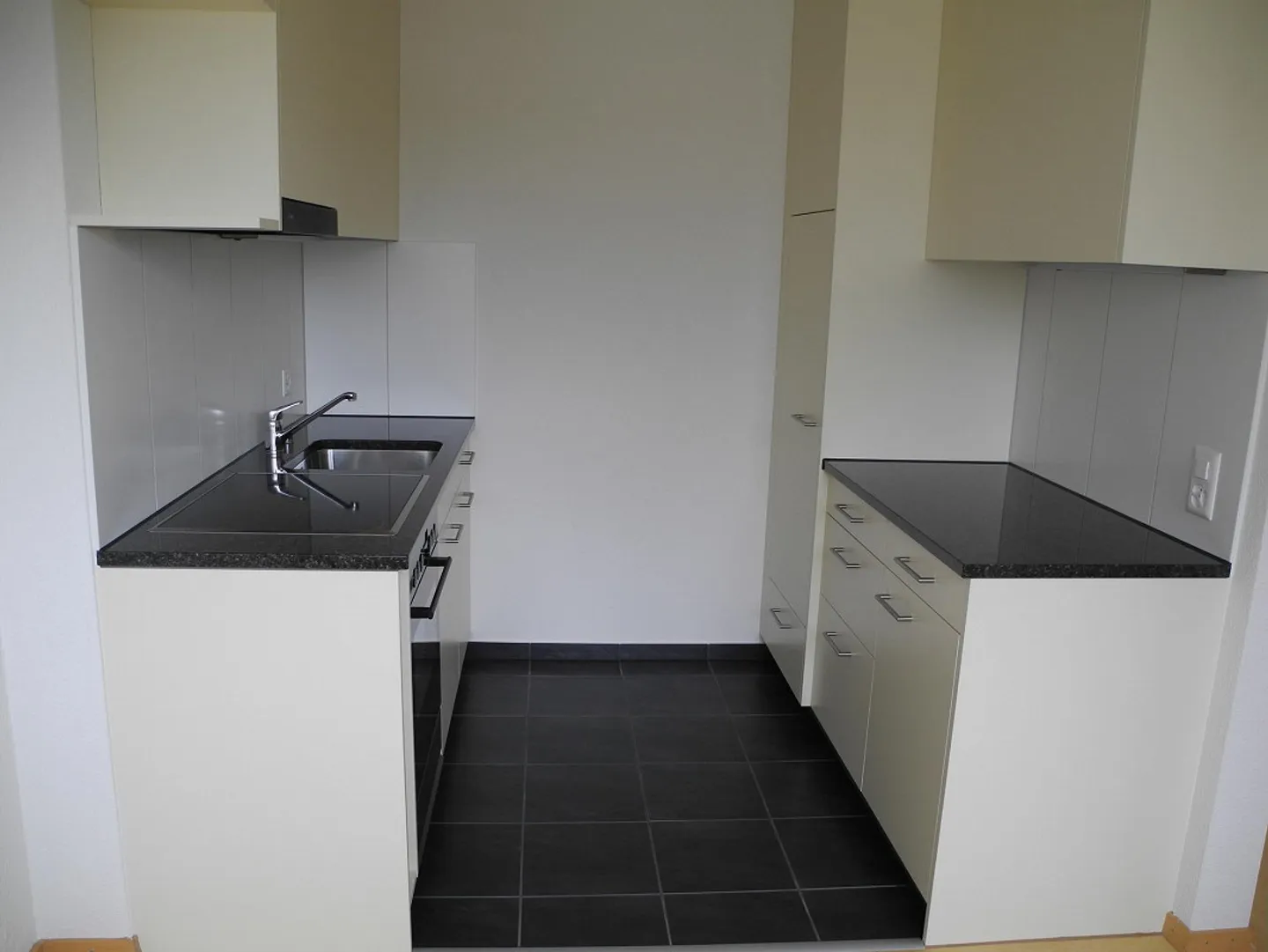 Vie centrale avec vue - Photo 2 sur 4