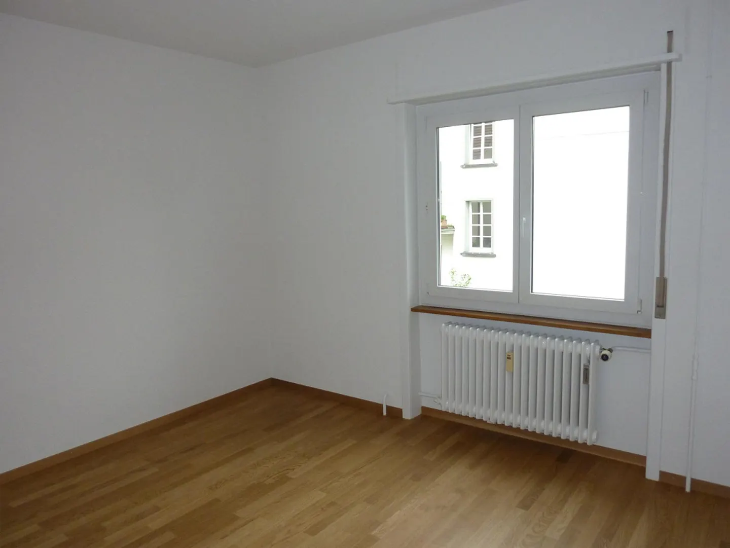 Appartamento tranquillo di 3 stanze nella Länggasse con balcone - Foto 9 di 10