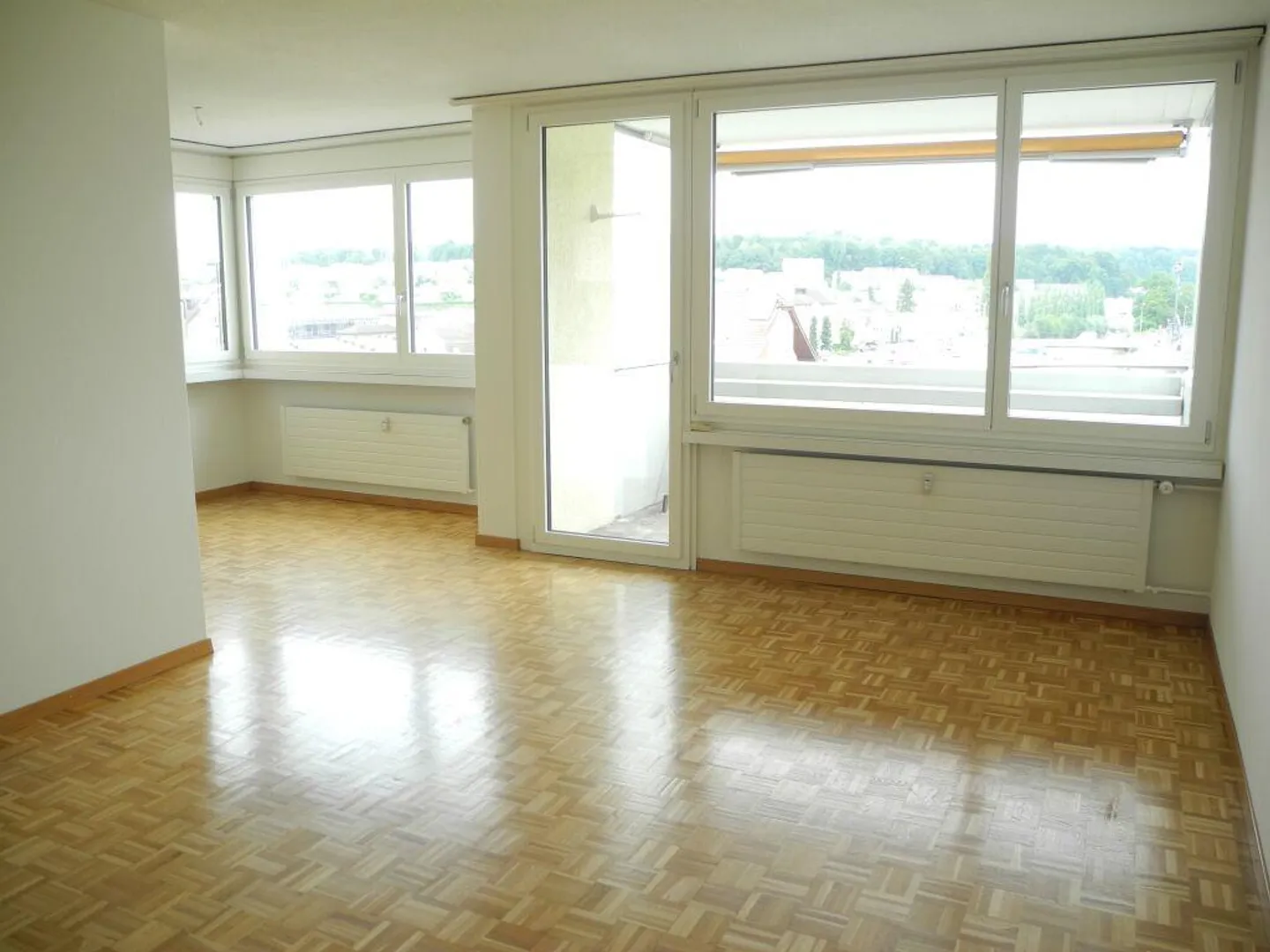 Vie centrale avec vue - Photo 4 sur 4