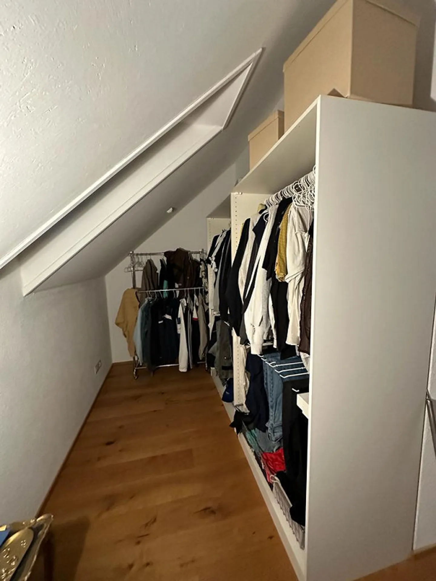 Top 3 Room Apartment - Photo 11 of 14