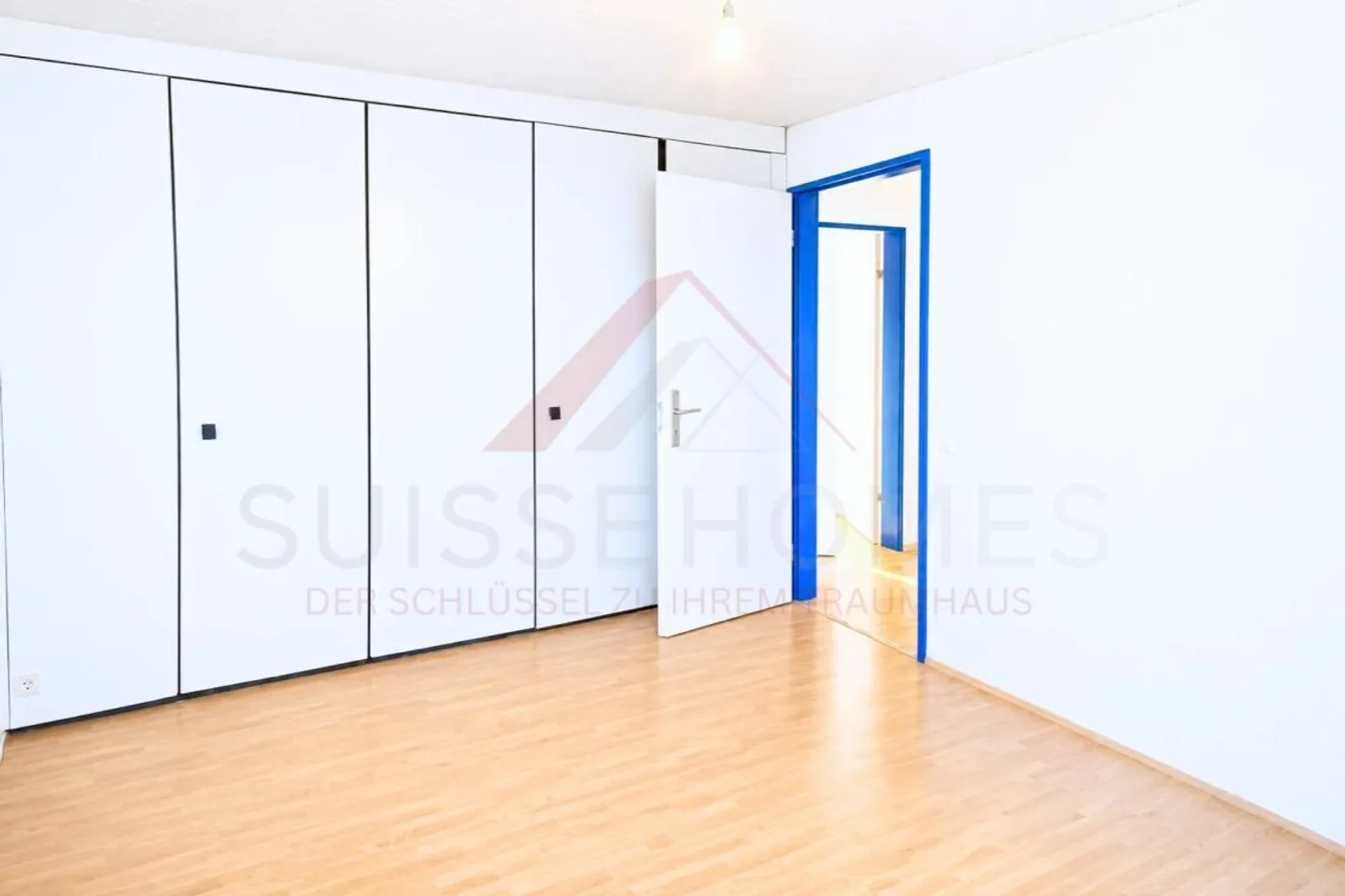 Dreamlike Lake View at Lake Biel 8.5 Room House with Pool and 1,443 m² Plot - Photo 16 of 22