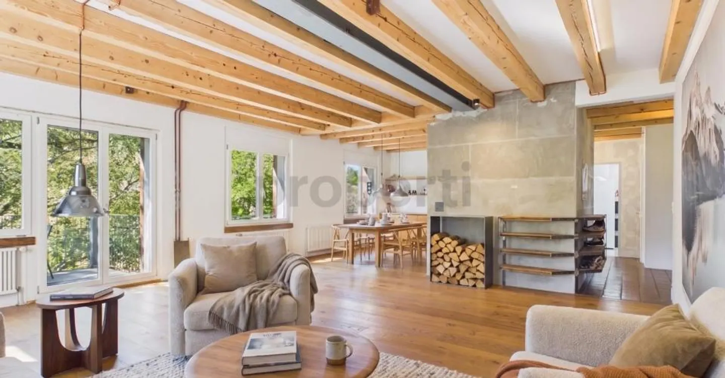 Appartamento affascinante di 3,5 stanze (facilmente ampliabile a 4,5 stanze) con piscina, sauna in legno di pino e una comunità vivace ad Arisdorf - Foto 1 di 13