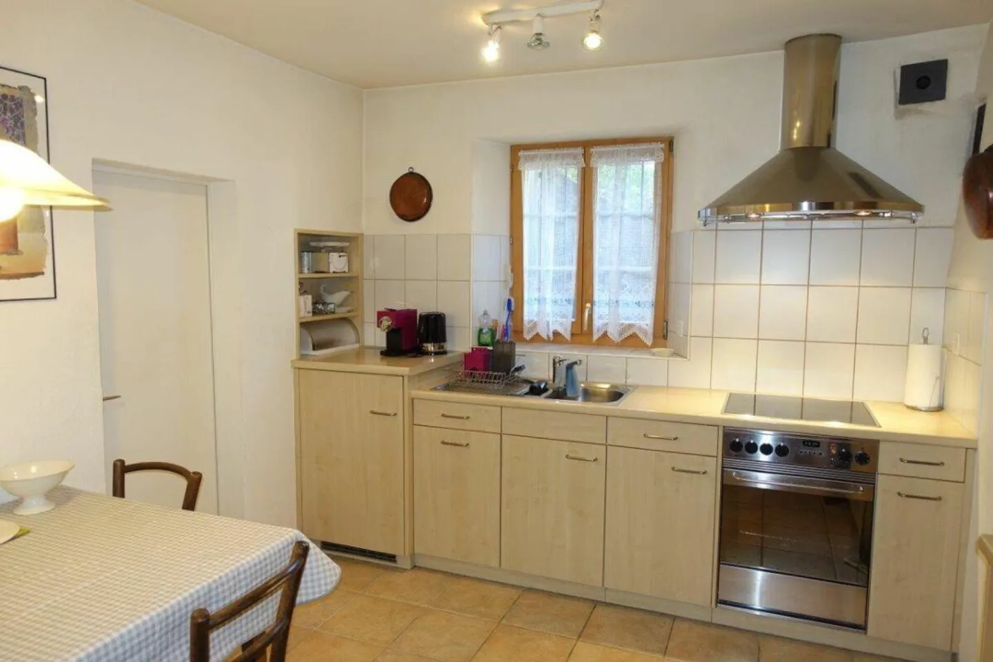 Maison individuelle mit demi-maison avec beau jardin et grand terrain - Photo 4 sur 5