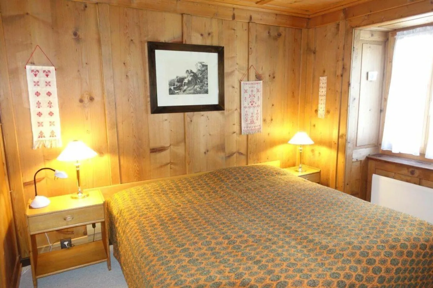 Maison individuelle mit demi-maison avec beau jardin et grand terrain - Photo 5 sur 5