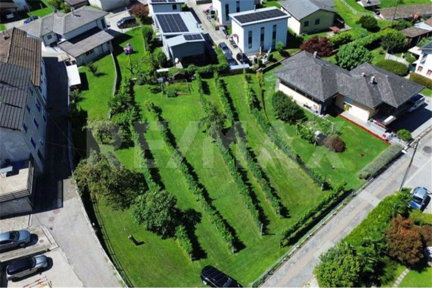 Baugrundstück in esclusiva zona residenziale a Roveredo (GR) - Foto 3 di 8