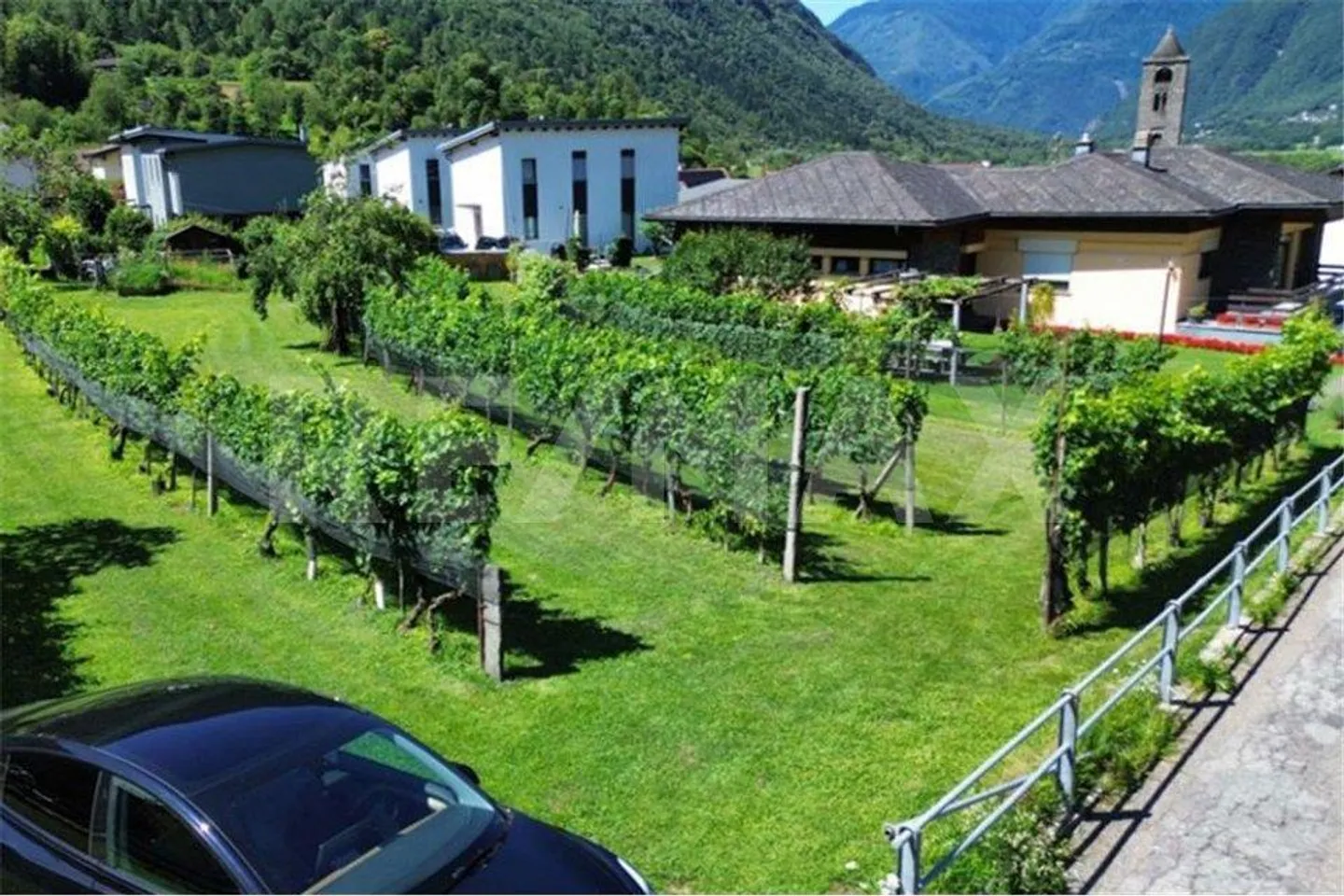Baugrundstück in esclusiva zona residenziale a Roveredo (GR) - Foto 5 di 8