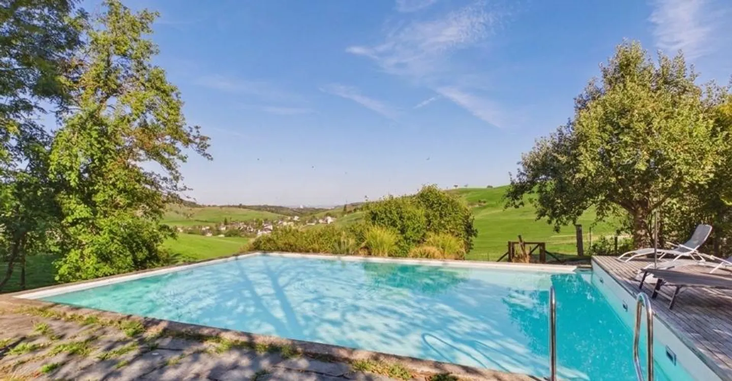 Appartamento affascinante di 3,5 stanze (facilmente ampliabile a 4,5 stanze) con piscina, sauna in legno di pino e una comunità vivace ad Arisdorf - Foto 10 di 13