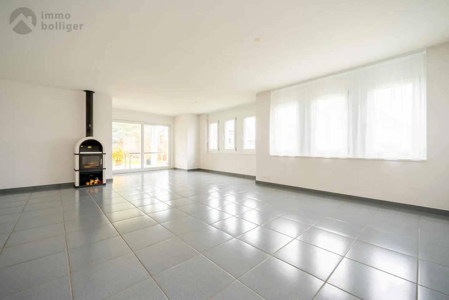 Charmantes Einfamilienhaus mit Garten - Foto 3 von 23