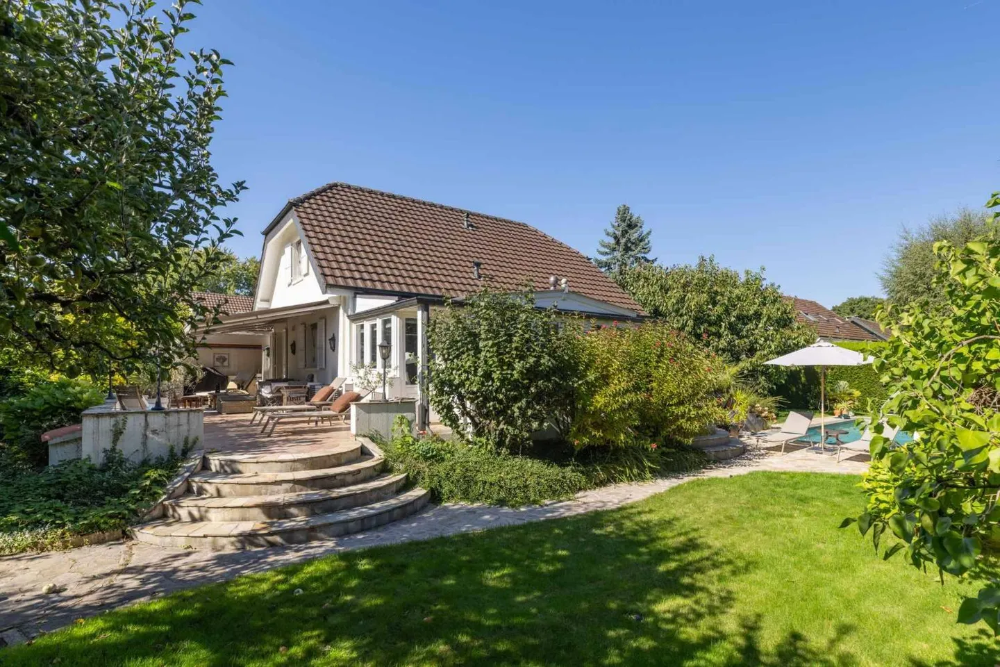 Villa unica con charme, piscina e spazi belli - Foto 12 di 13