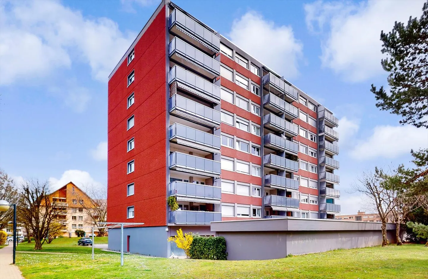 Apartment for rent - Photo 1 of 2