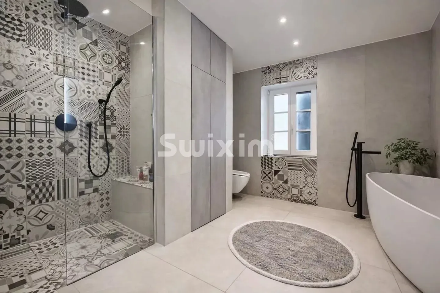 VILLA CONTEMPORANEA PROGETTATA DA UN ARCHITETTO NEL CUORE DI UNA CASA DI VILLAGGIO AUTENTICA - Foto 9 di 13