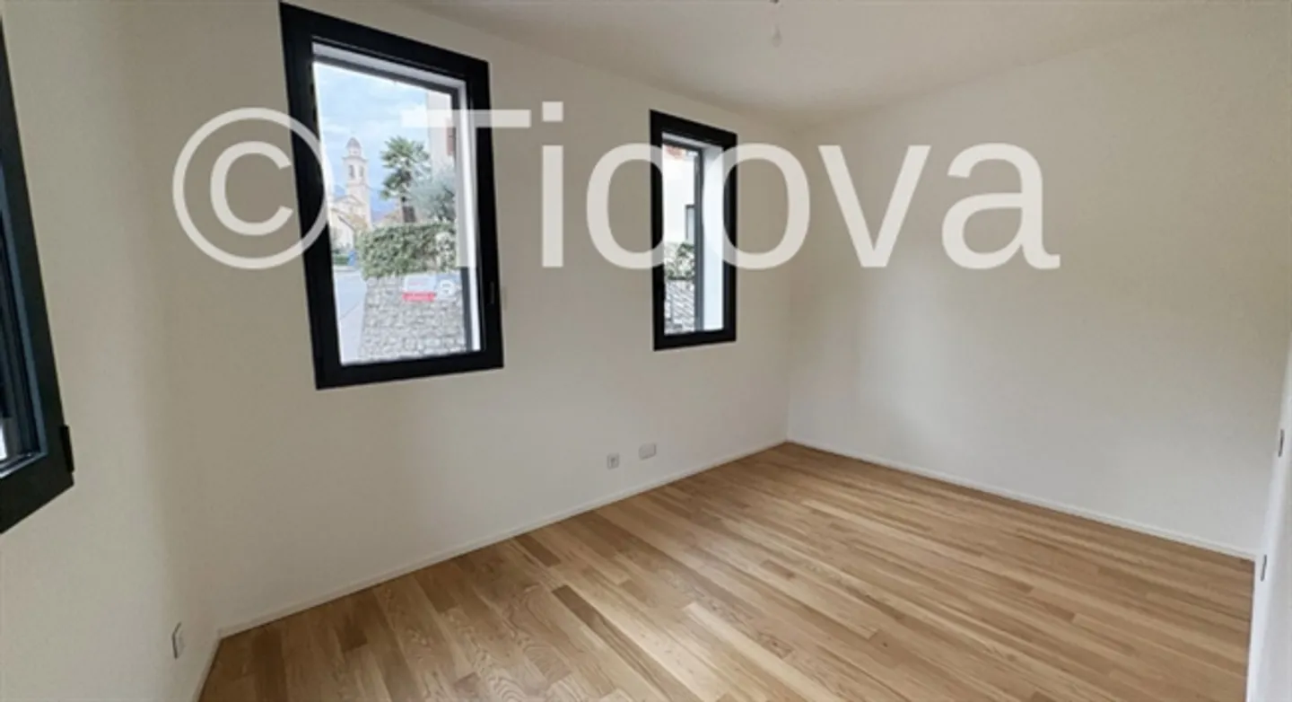 Modern renovated 1-room apartment with garden - main residence - Photo 5 of 10