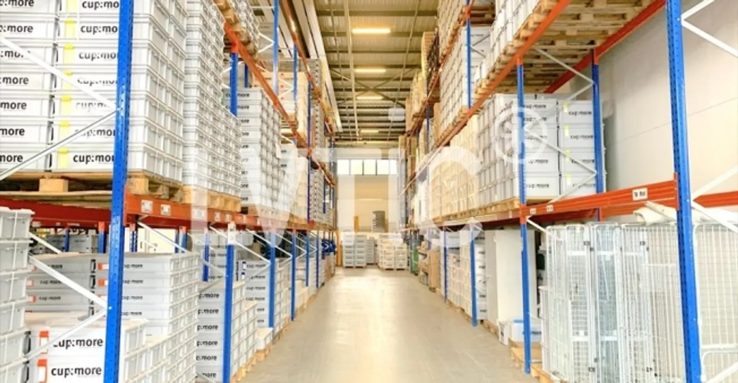 Deposito - Foto 3 di 8