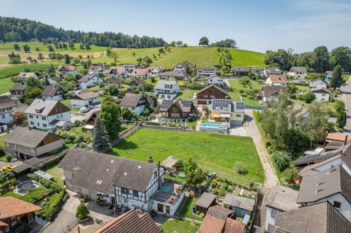 TERRENO EDIFICABILE ATTRAENTE A WEIACH CON 1.157 M² E STUDIO DI PROGETTO - Foto 6 di 8