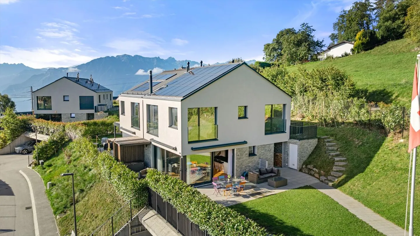 Guaranteed heartthrob, Magnificent 4.5-room luxury villa in Jongny - Photo 1 of 13