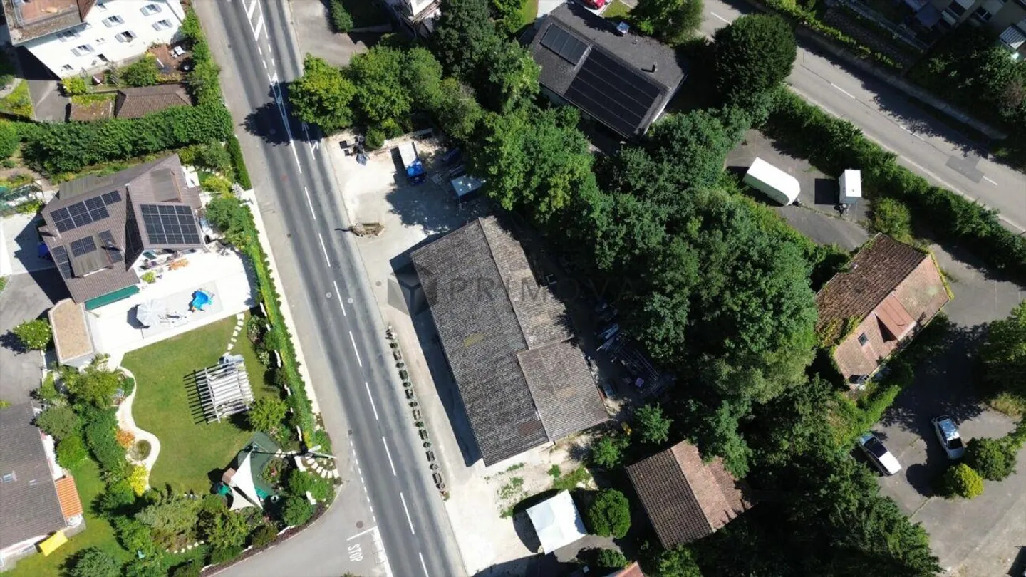 Sunny plot with existing building - ideal base for your project - Photo 2 of 3