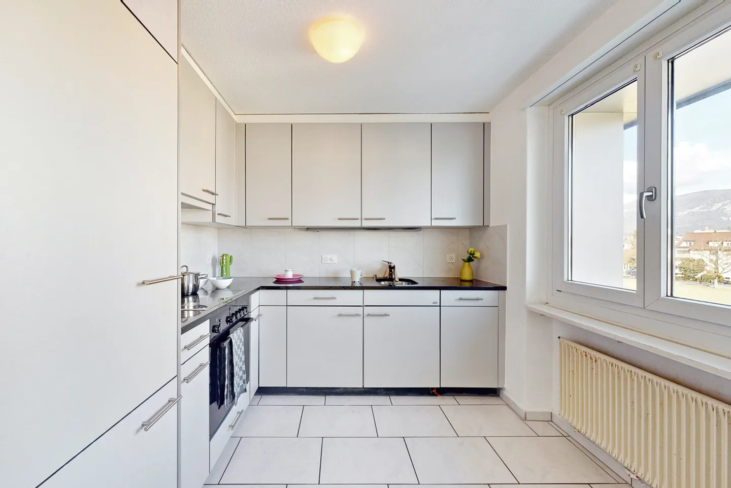 Spacious Family Apartment in Zuchwil - Photo 4 of 10