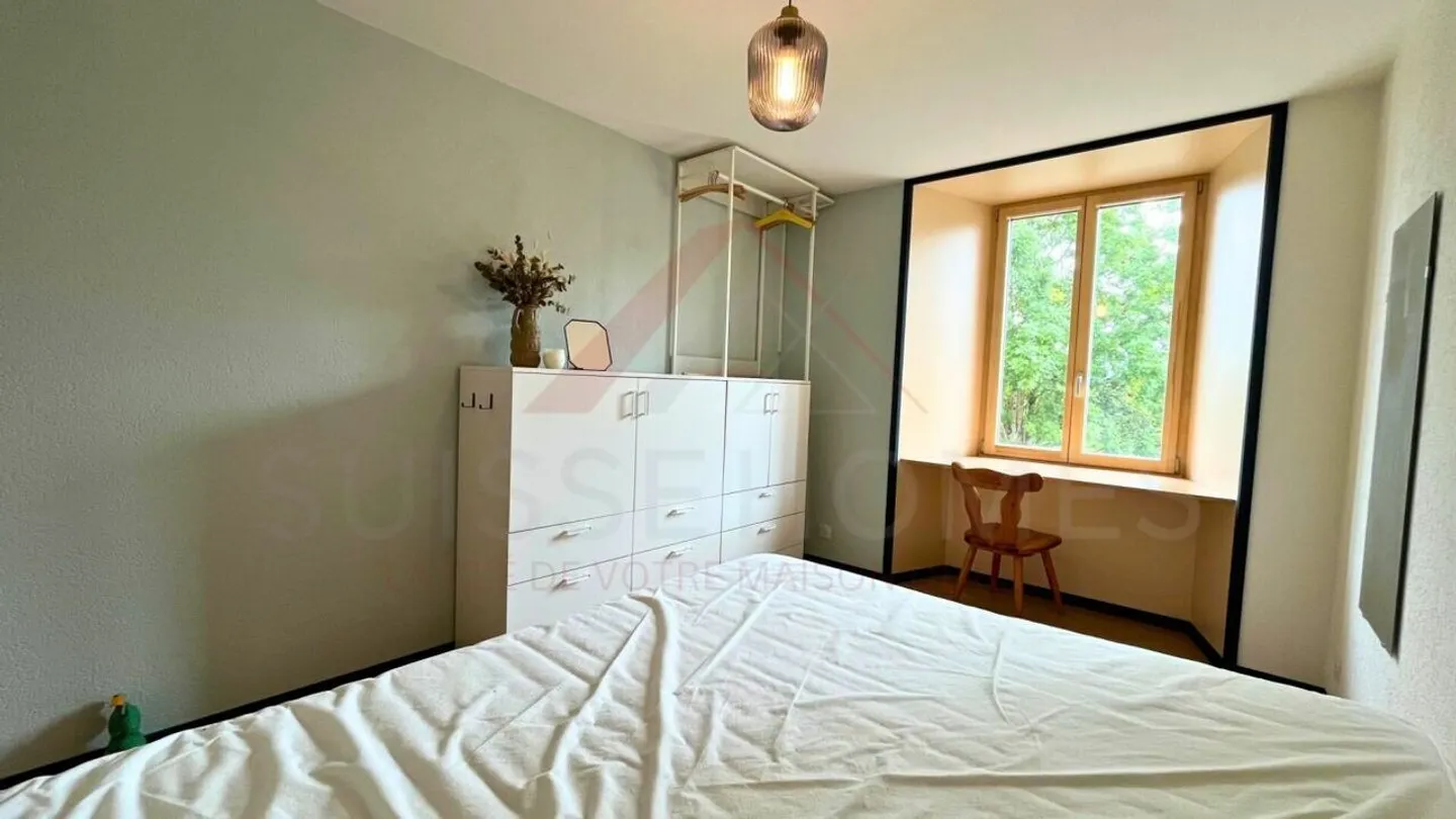 Nuovo appartamento 3,5 stanze – Piano terra – Tra i laghi – Gampelen - Foto 5 di 11