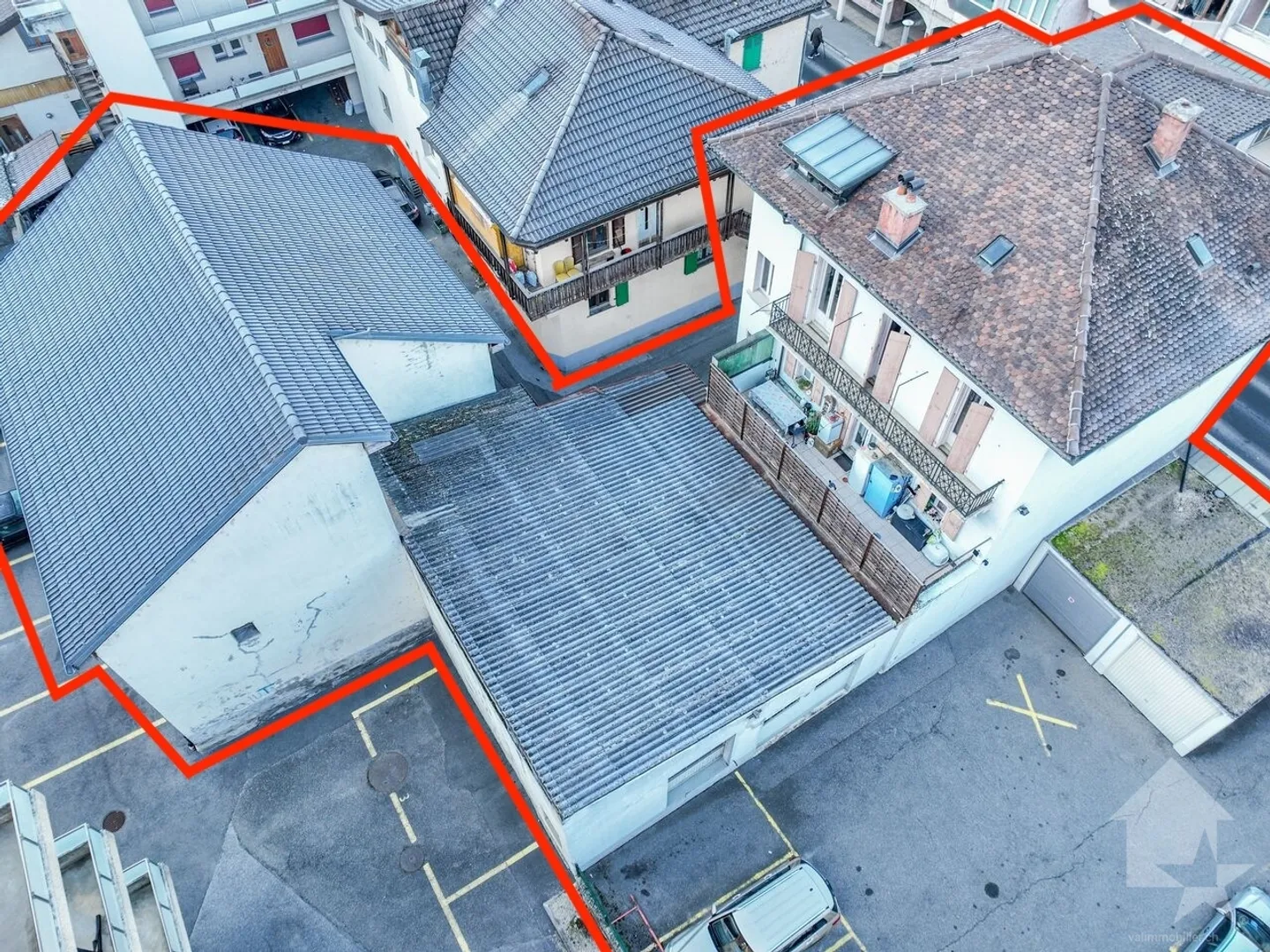 Proprietà detenuta come investimento finanziario con due depositi nel cuore di Saxon - Foto 7 di 21
