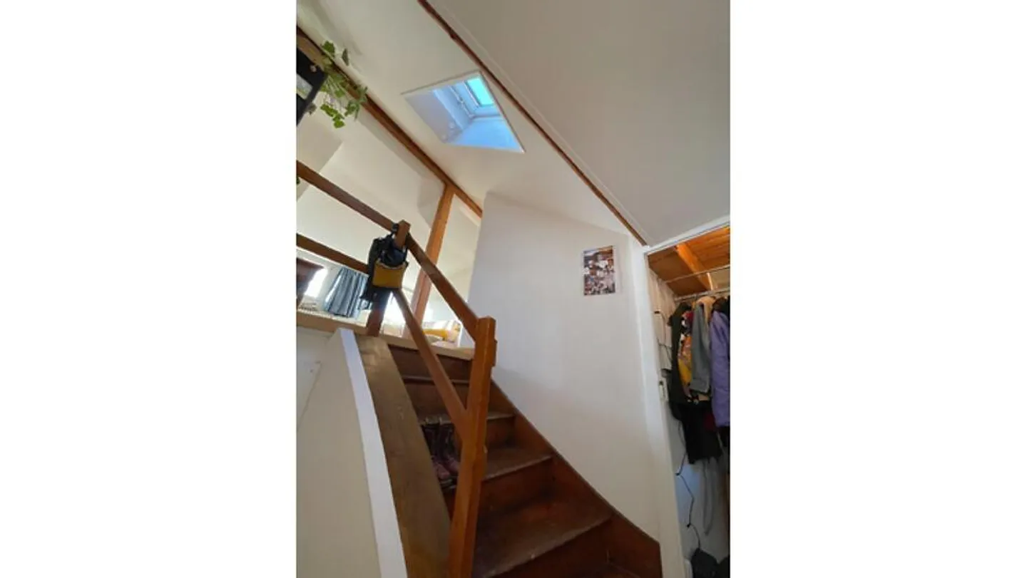 2½ ZIMMER-DACHWOHNUNG IN BERN - KIRCHENFELD, MÖBLIERT, TEMPORÄR - Foto 5 von 10