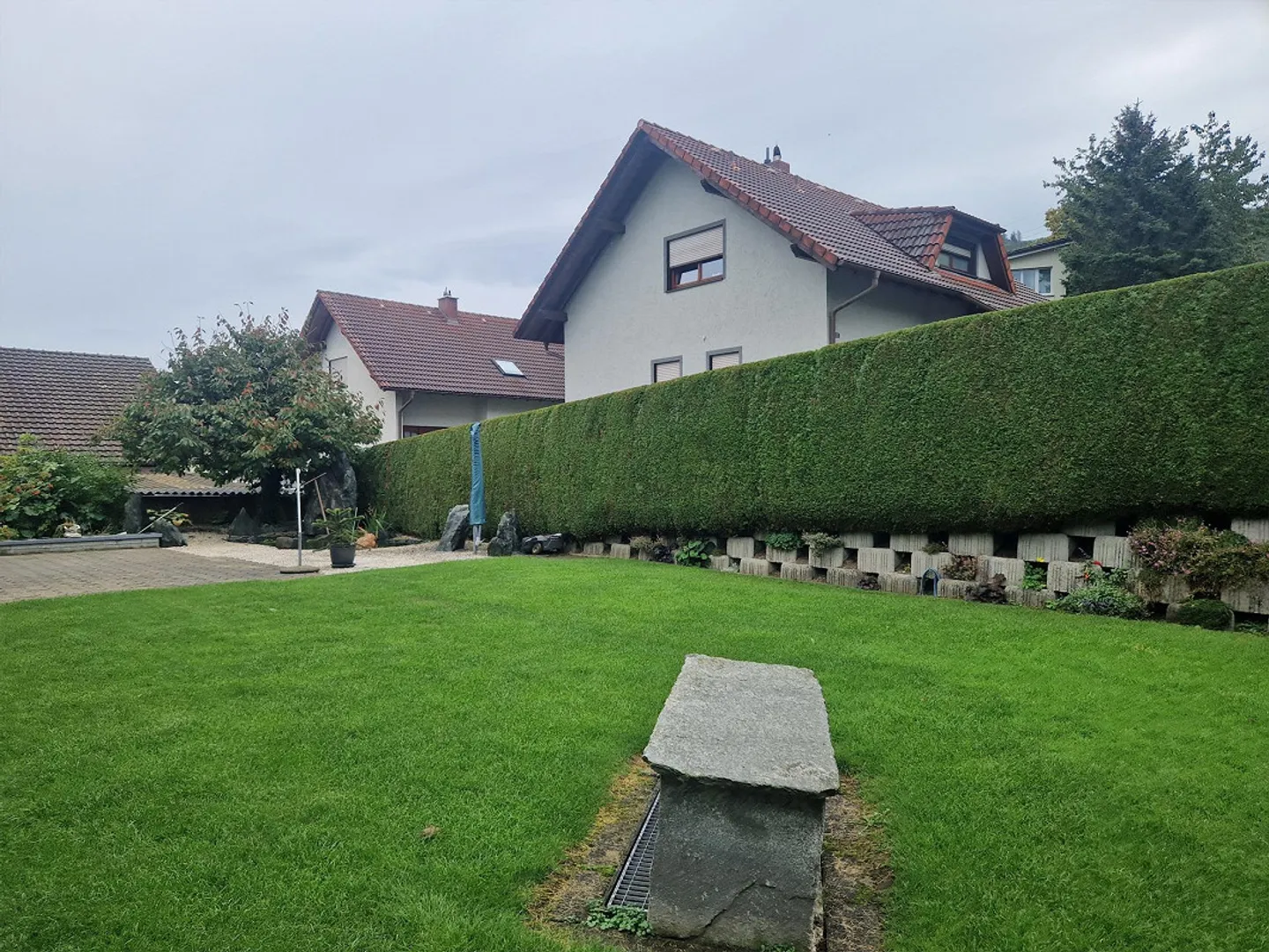 Mehrfamilienhaus mit Potential/Gewerbenebenbau/Bauland - Foto 9 von 14