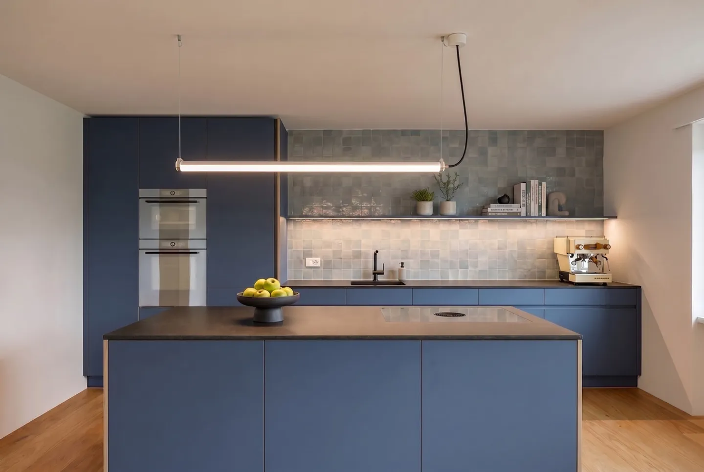 Appartamento elegante in posizione privilegiata - Foto 2 di 8