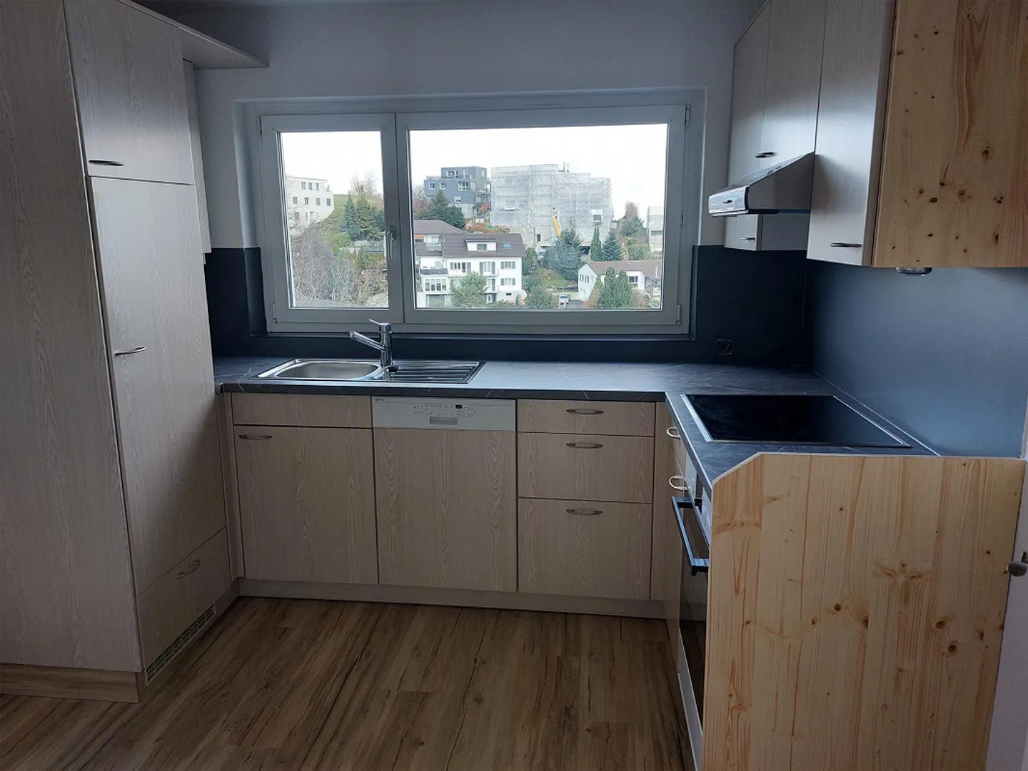 Mehrfamilienhaus mit Potential/Gewerbenebenbau/Bauland - Foto 11 von 14