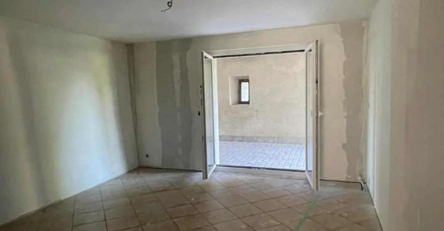 2.5 NUOVI LOCALI CON TERRAZZA - Foto 7 di 9