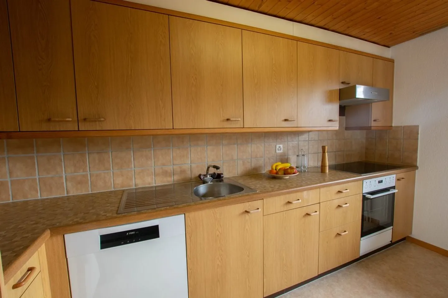 Charming 4.5-Room Apartment - Photo 2 of 7