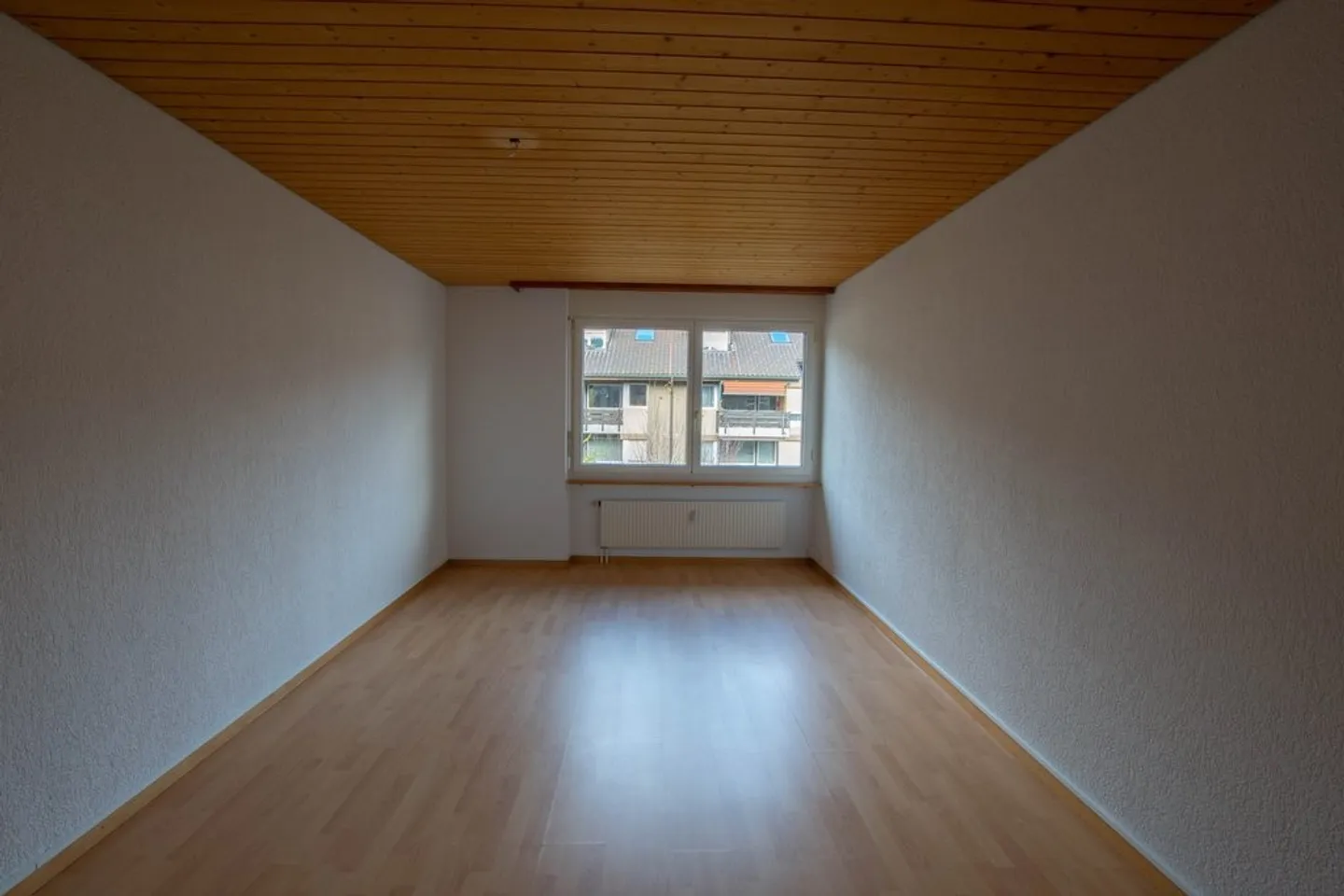 Charming 4.5-Room Apartment - Photo 4 of 7