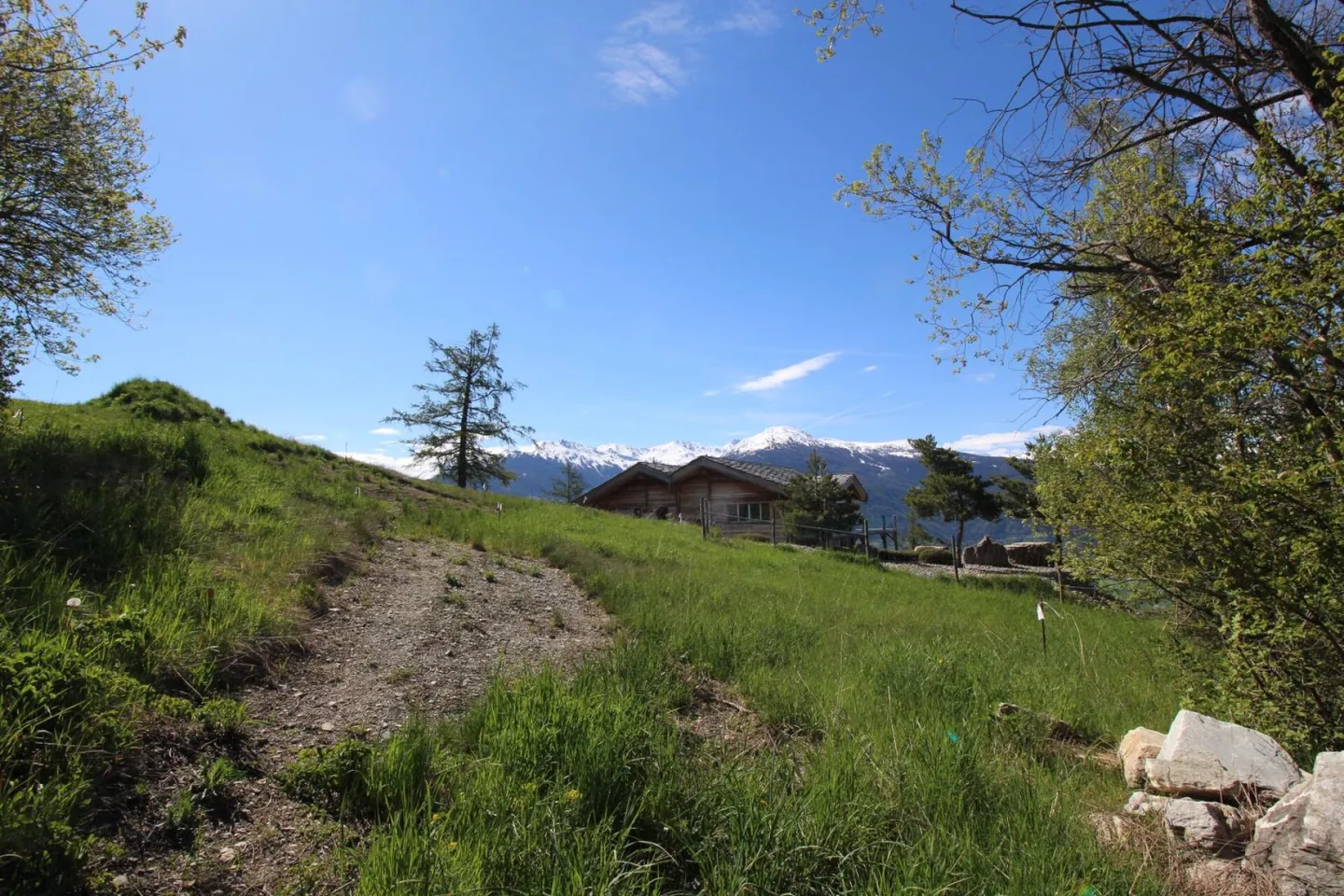 5.5-room chalet in Crans-Montana - Photo 4 of 5