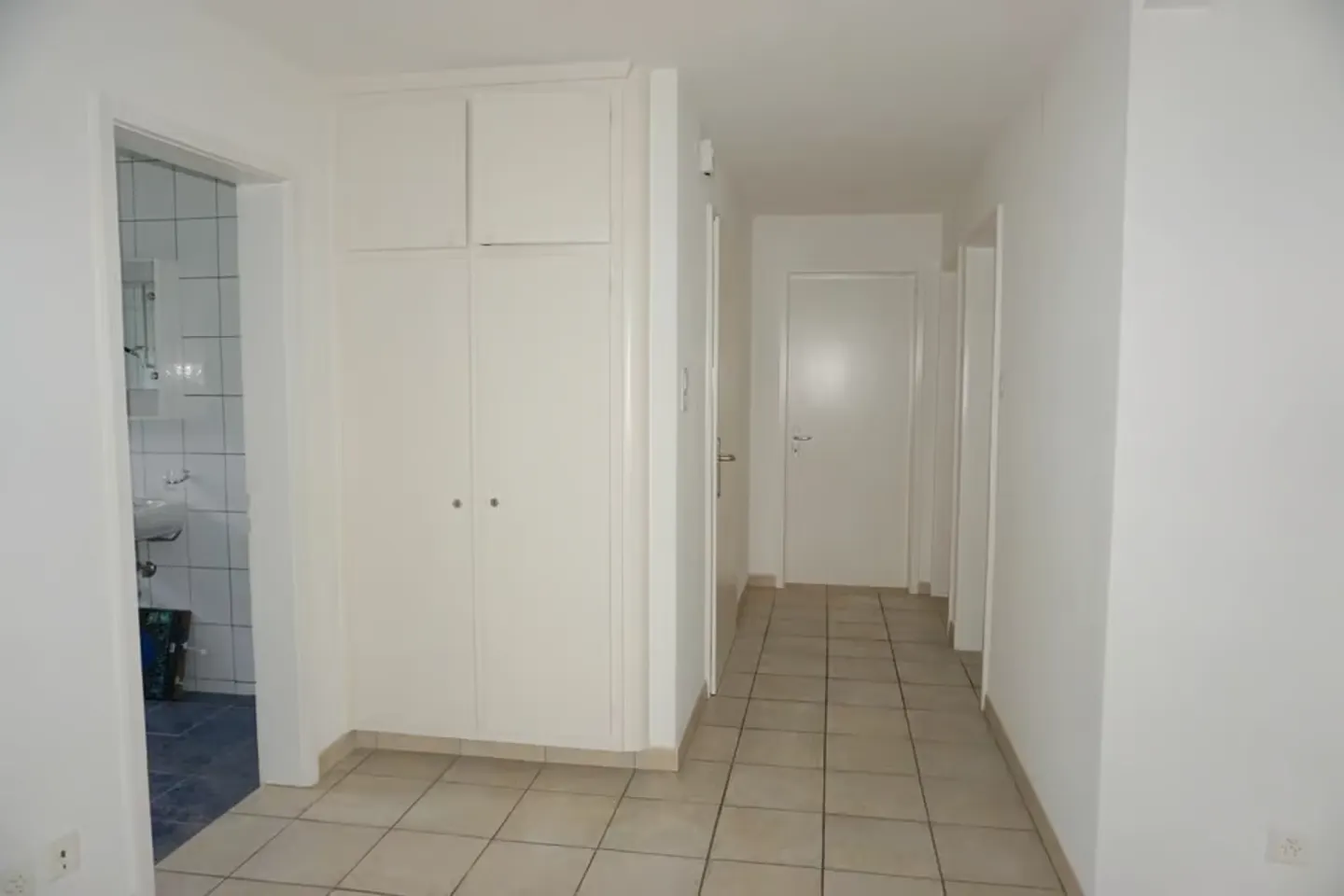 Appartement moderne avec jardin - Photo 6 sur 12
