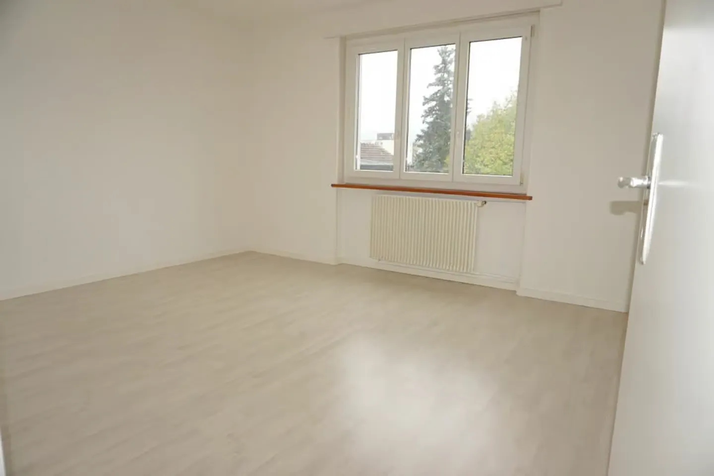 Appartement moderne avec jardin - Photo 8 sur 12