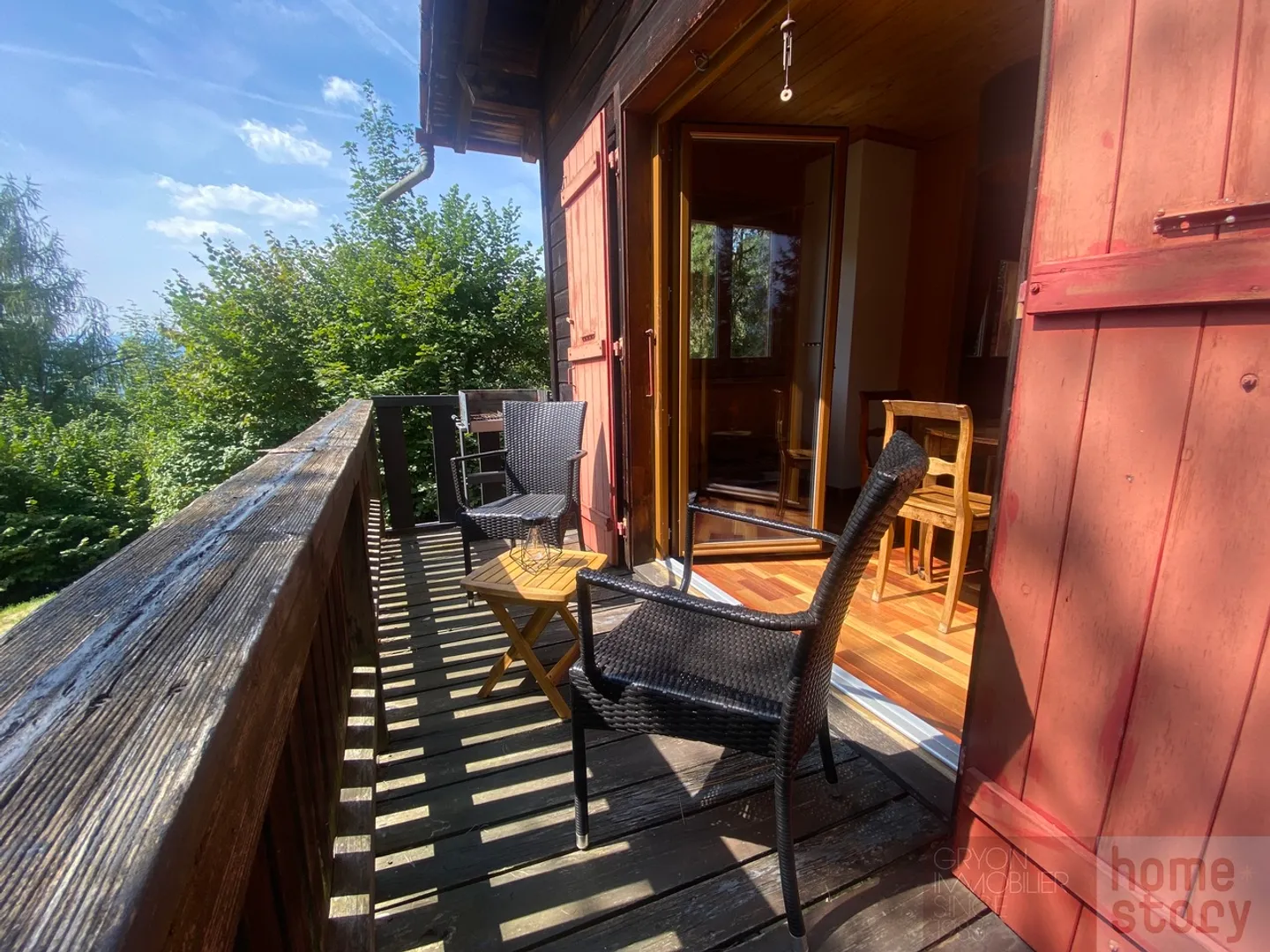 Charming studio chalet surrounded by greenery - Photo 7 of 11