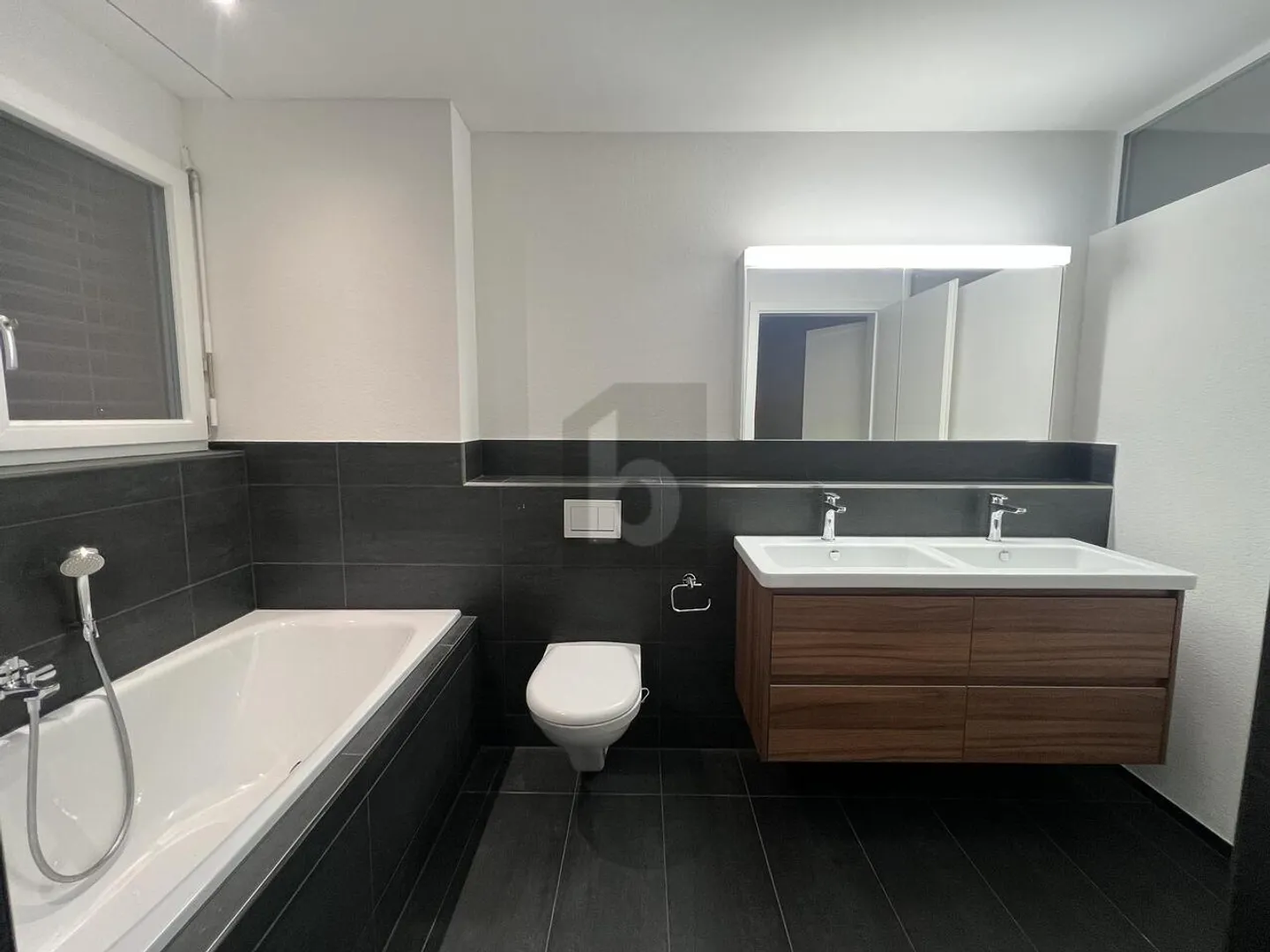 VISTA SUL VERDE CON MOLTI COMFORT - Foto 5 di 6